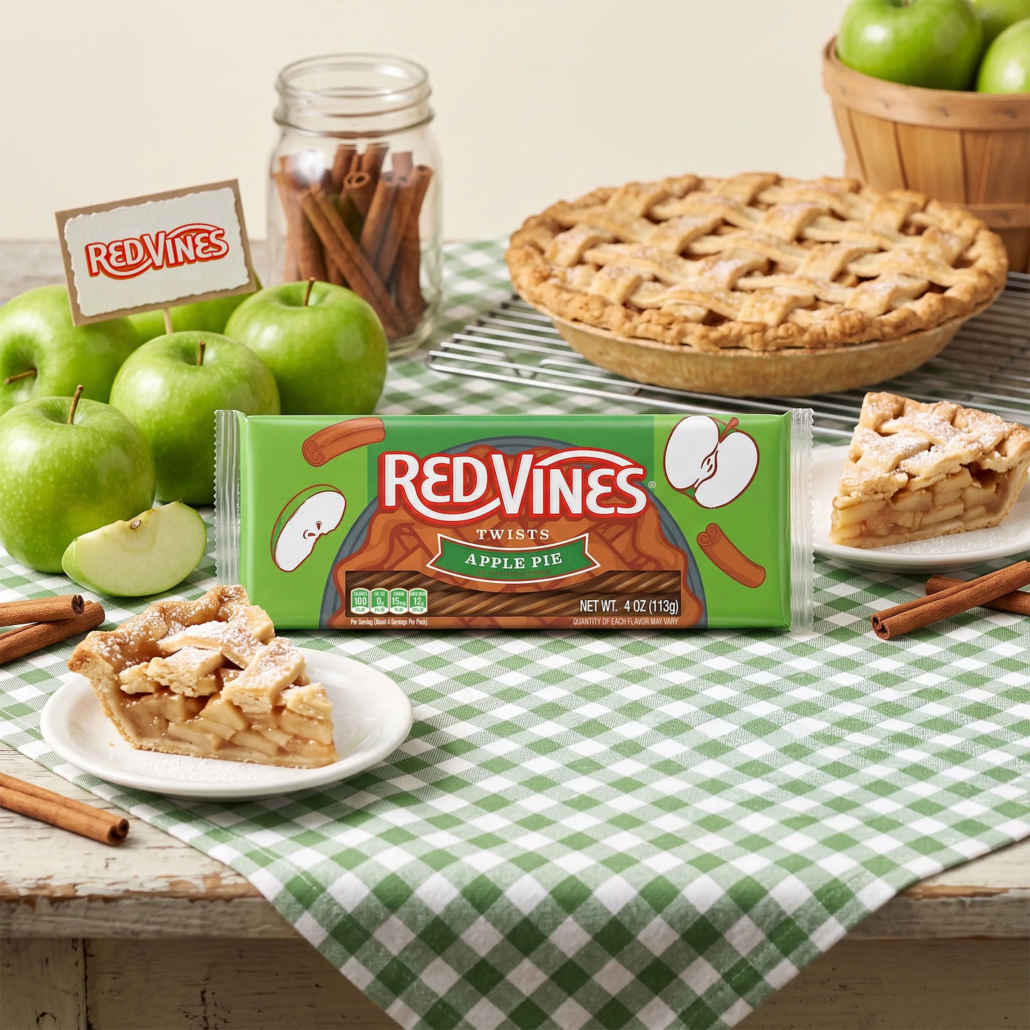 Apple Pie Twists, 12/4oz Trays